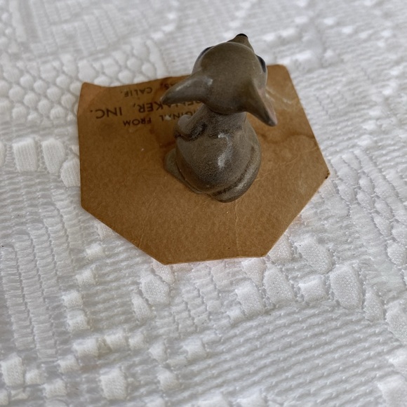 Hagen-Renaker Miniature Mouse Ceramic Figurine. Vintage 1970s. On original card - Picture 3 of 4